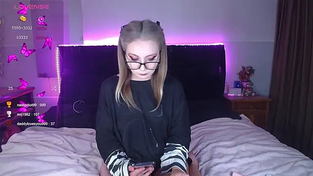 Snapshot of ammyska chatting on March 2026 10:20:01 AM ammyska online show from March 2026 10:20:01 AM