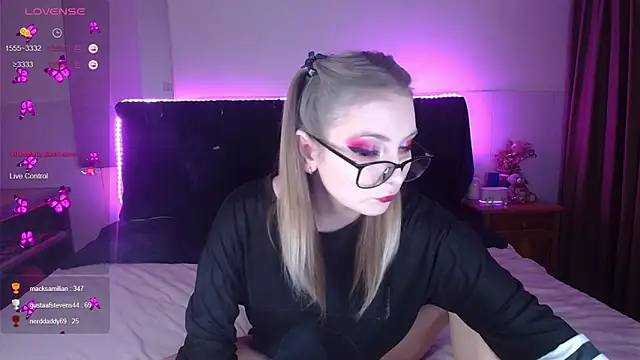 Snapshot of ammyska chatting on April 2026 02:39:01 AM ammyska online show from April 2026 02:39:01 AM