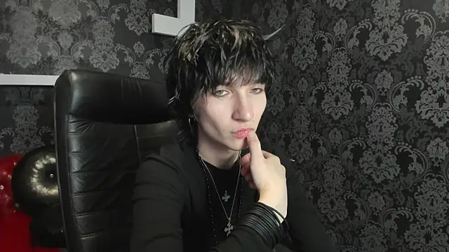 Snapshot of AdonBev chatting on June 2026 05:16:01 AM AdonBev online show from June 2026 05:16:01 AM
