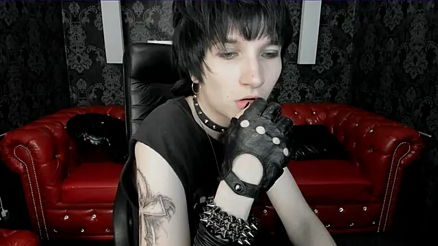 Snapshot of AdonBev chatting on July 2026 08:34:02 AM AdonBev online show from July 2026 08:34:02 AM