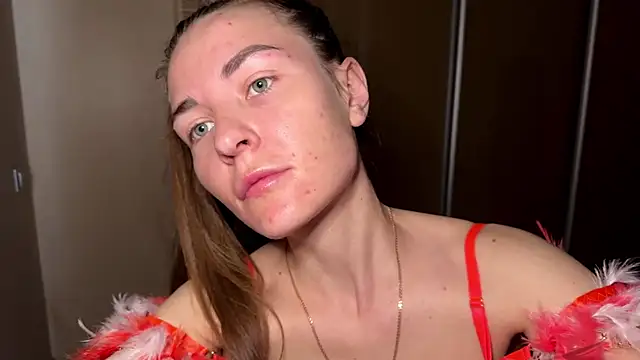 Snapshot of LauraJess_ chatting on April 2026 08:02:02 AM LauraJess online show from April 2026 08:02:02 AM