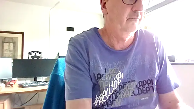 HotLucas66 online show from April 2026 01:16:02 PM