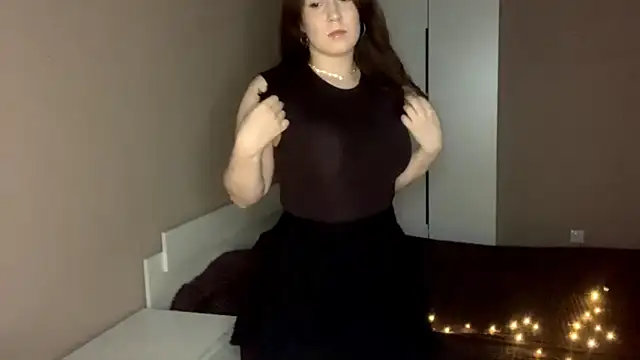 Snapshot of SatinyStoic chatting on March 2026 04:07:02 PM SatinyStoic online show from March 2026 04:07:02 PM