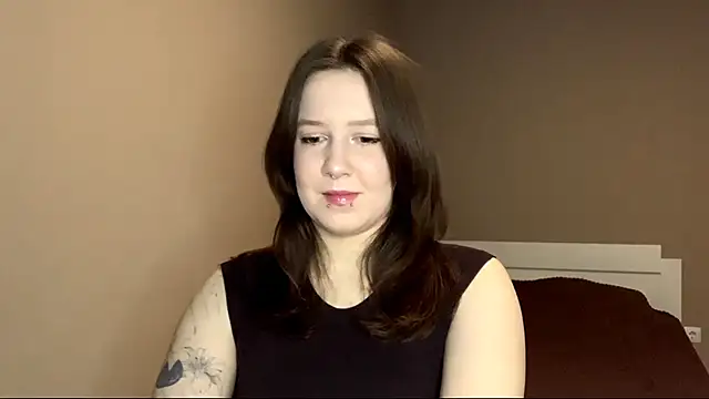 Snapshot of SatinyStoic chatting on April 2026 04:18:01 PM SatinyStoic online show from April 2026 04:18:01 PM