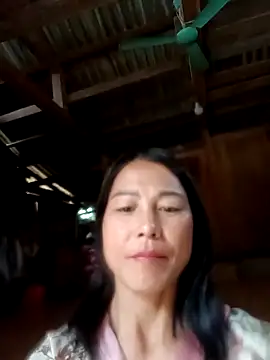 Snapshot of -Numin- chatting on March 2026 04:40:01 AM -Numin- online show from March 2026 04:40:01 AM