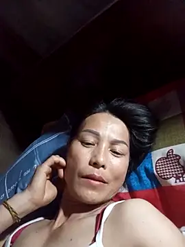 Snapshot of -Numin- chatting on April 2026 07:05:01 AM -Numin- online show from April 2026 07:05:01 AM