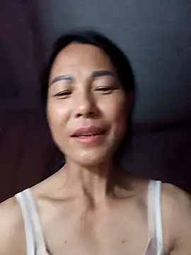 Snapshot of -Numin- chatting on April 2026 08:14:01 PM -Numin- online show from April 2026 08:14:01 PM