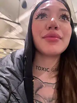 SaintSquirt online show from April 2026 09:43:02 AM