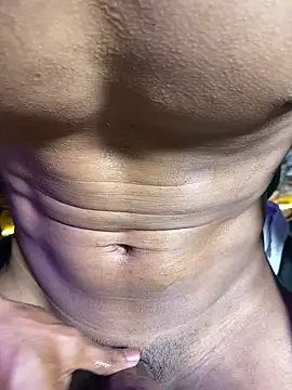 Snapshot of tukangcoli31 chatting on April 2026 01:05:02 AM tukangcoli31 online show from April 2026 01:05:02 AM