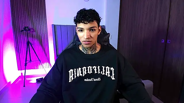 im Usuga online show from April 2026 08:25:01 AM