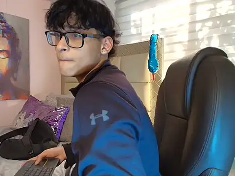 mathias oberlin online show from March 2026 08:14:01 PM