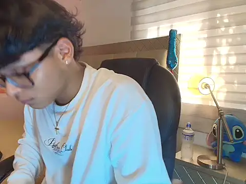 mathias oberlin online show from March 2026 07:25:01 PM