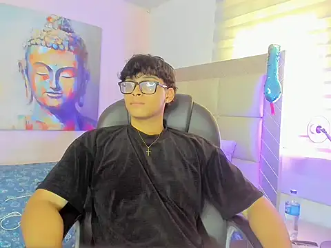 mathias oberlin online show from April 2026 07:36:01 PM