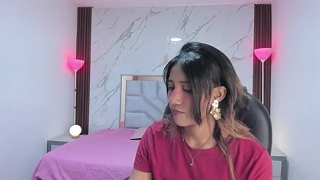 Snapshot of EsperanzaMora chatting on April 2026 11:46:02 AM EsperanzaMora online show from April 2026 11:46:02 AM