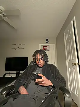 Thirdlegsuave online show from April 2026 12:33:01 AM