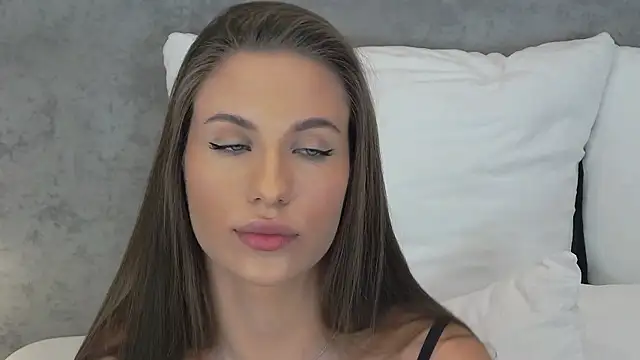 Lana Drake online show from April 2026 09:12:01 AM