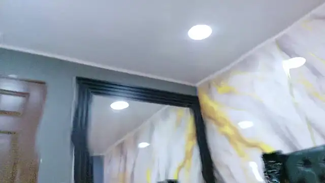 Snapshot of LindaFrancoo chatting on May 2026 08:03:01 PM LindaFrancoo online show from May 2026 08:03:01 PM