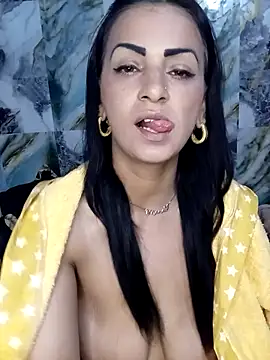 Snapshot of USA_LOVE_SQUIRT chatting on April 2026 08:25:02 PM USA LOVE SQUIRT online show from April 2026 08:25:02 PM