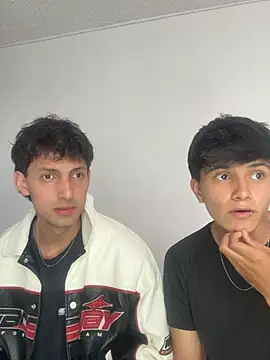 Snapshot of LYAN_DYLAN chatting on March 2026 09:53:02 PM LYAN DYLAN online show from March 2026 09:53:02 PM