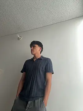 Snapshot of LYAN_DYLAN chatting on April 2026 09:23:01 PM LYAN DYLAN online show from April 2026 09:23:01 PM