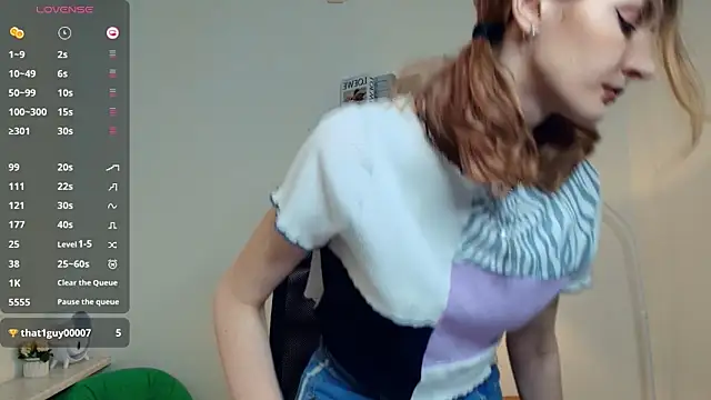 Snapshot of LoraLanett chatting on March 2026 11:10:01 AM LoraLanett online show from March 2026 11:10:01 AM