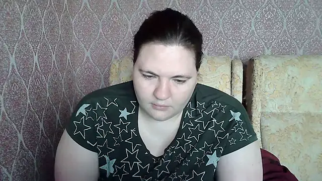 Snapshot of ElviraOreilllyX chatting on April 2026 05:52:01 AM ElviraOreilllyX online show from April 2026 05:52:01 AM