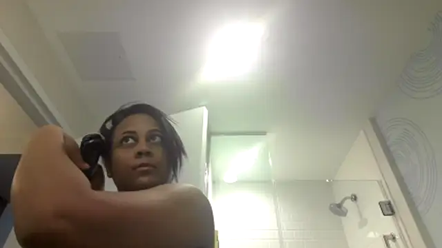 Snapshot of biancadoesit chatting on April 2026 09:56:01 PM biancadoesit online show from April 2026 09:56:01 PM