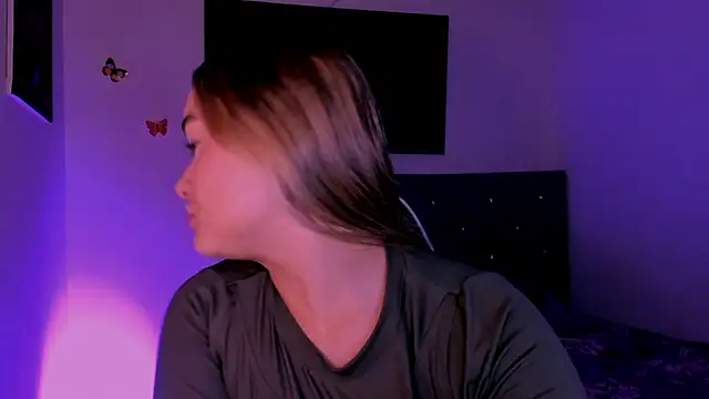 Soouuf  online show from April 2026 10:25:02 PM