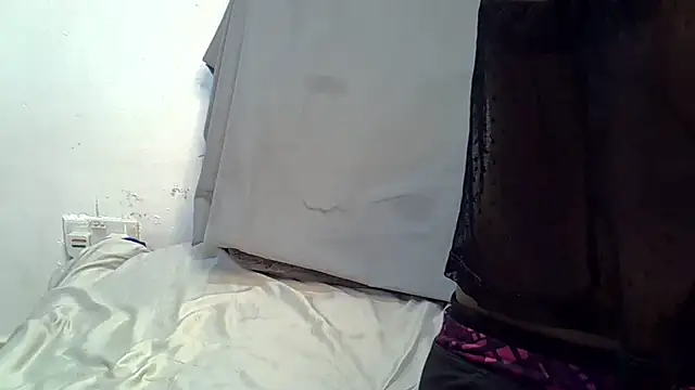 Snapshot of Sexxy_Peach chatting on April 2026 11:16:01 AM Sexxy Peach online show from April 2026 11:16:01 AM