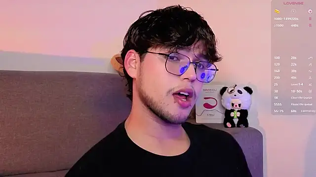 hornsgoat  online show from April 2026 09:26:02 PM