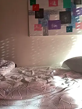 Atomixis online show from April 2026 07:58:01 PM