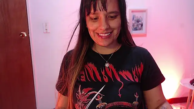 Ivvy Bloom online show from May 2026 03:03:02 AM