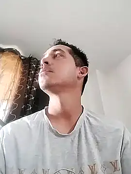 Gabriel leon33 online show from April 2026 06:52:01 PM