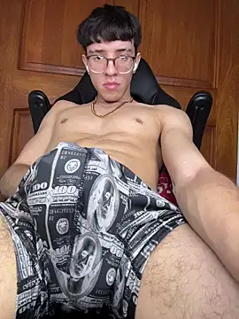 Snapshot of ArthurDaviess chatting on April 2026 08:26:01 AM ArthurDaviess online show from April 2026 08:26:01 AM