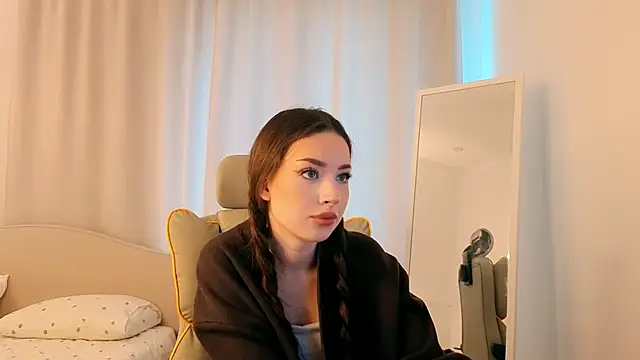 Snapshot of noonespyed chatting on March 2026 05:02:02 AM noonespyed online show from March 2026 05:02:02 AM