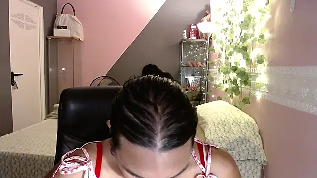 Snapshot of choquitolove1 chatting on April 2026 01:14:01 AM choquitolove1 online show from April 2026 01:14:01 AM