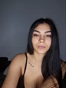 Snapshot of Crissdesire chatting on March 2026 03:01:02 PM Crissdesire online show from March 2026 03:01:02 PM