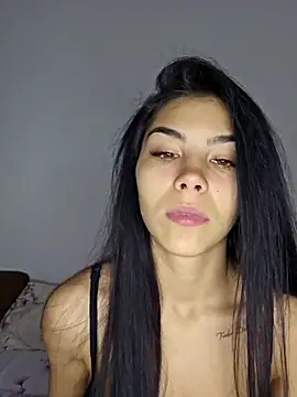 Snapshot of Crissdesire chatting on April 2026 02:06:01 PM Crissdesire online show from April 2026 02:06:01 PM