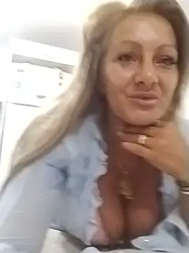 Snapshot of Exotic_ParisX chatting on May 2026 01:22:01 AM Exotic ParisX online show from May 2026 01:22:01 AM