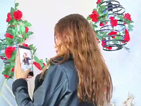 Snapshot of ValerieWoodsl chatting on April 2026 08:14:02 PM ValerieWoodsl online show from April 2026 08:14:02 PM