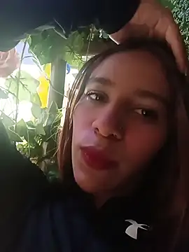 ValerieWoodsl online show from July 2026 05:05:02 PM