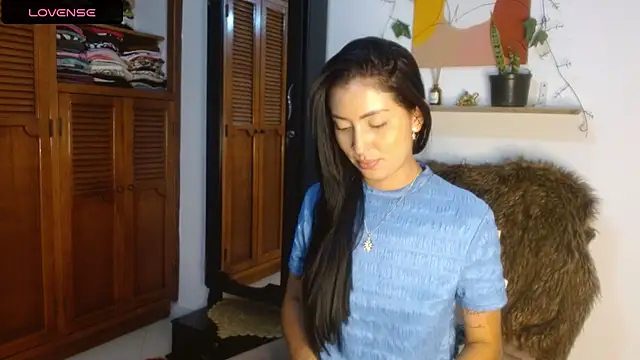 Snapshot of ivanna_dl chatting on May 2026 01:11:02 AM ivanna dl online show from May 2026 01:11:02 AM