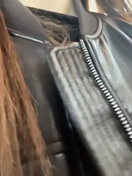 AnitaFly online show from April 2026 10:44:01 AM