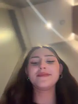 Snapshot of AnitaFly chatting on May 2026 01:52:01 PM AnitaFly online show from May 2026 01:52:01 PM