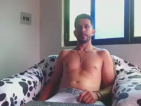 Snapshot of 21Latinlover chatting on March 2026 04:18:01 PM 21Latinlover online show from March 2026 04:18:01 PM