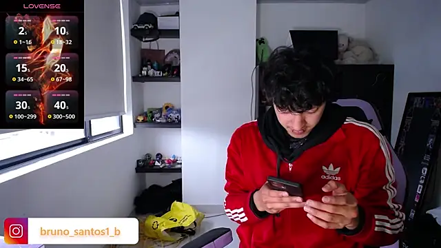 Snapshot of Bruno_santos1 chatting on April 2026 12:17:01 PM Bruno santos1 online show from April 2026 12:17:01 PM