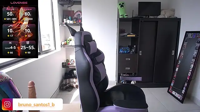 Snapshot of Bruno_santos1 chatting on April 2026 01:06:02 PM Bruno santos1 online show from April 2026 01:06:02 PM