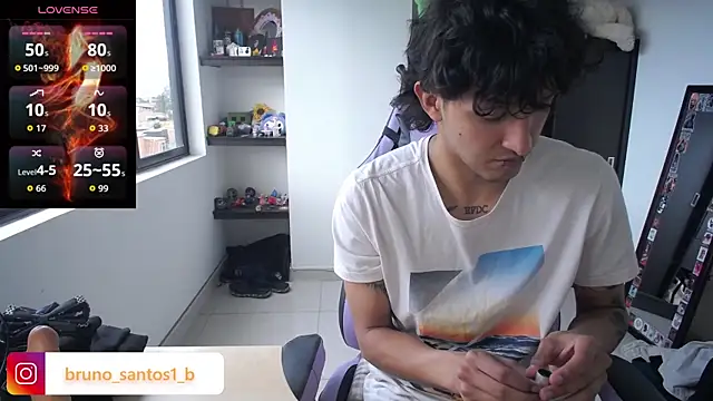 Snapshot of Bruno_santos1 chatting on April 2026 01:06:01 PM Bruno santos1 online show from April 2026 01:06:01 PM