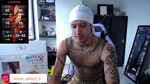 Snapshot of Bruno_santos1 chatting on June 2026 04:44:01 PM Bruno santos1 online show from June 2026 04:44:01 PM