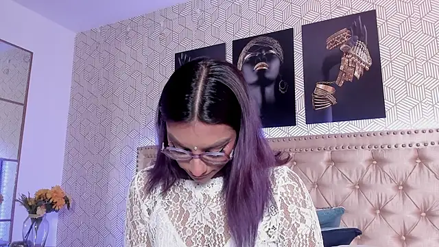 ValeAlvarez  online show from April 2026 03:50:02 PM